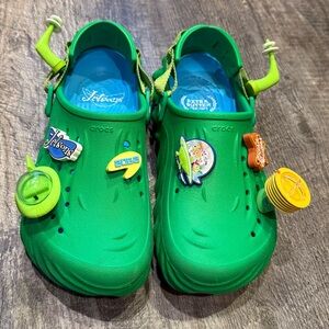 Crocs by Extra Butter men’s size 9 Jetsons’ Echo clog shoes